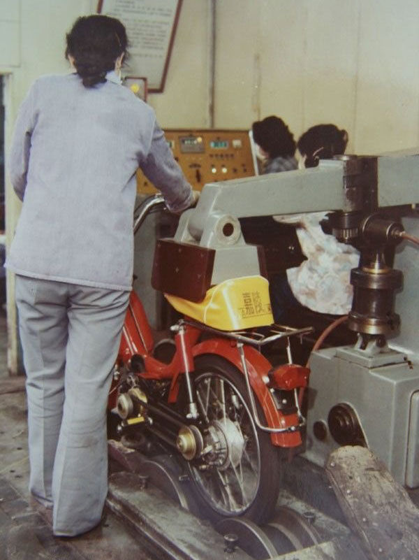 80年代名副其实的奢侈品，第一款国产民用摩托竟是这样造出来的