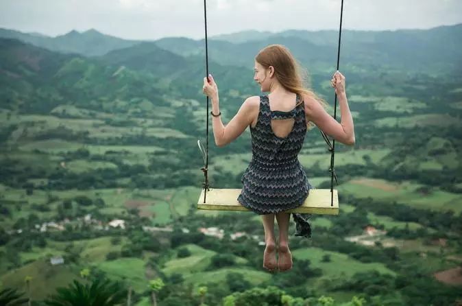 岛国名叫“星期天”，果然很懒很悠闲