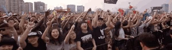 哈尔滨泼水成冰篝火晚会,篝火打跳泼水狂欢活动主题