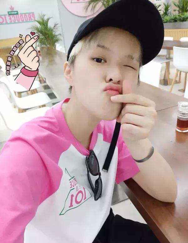 眼妆画的好,C位出道早,101女孩靠它被Pick