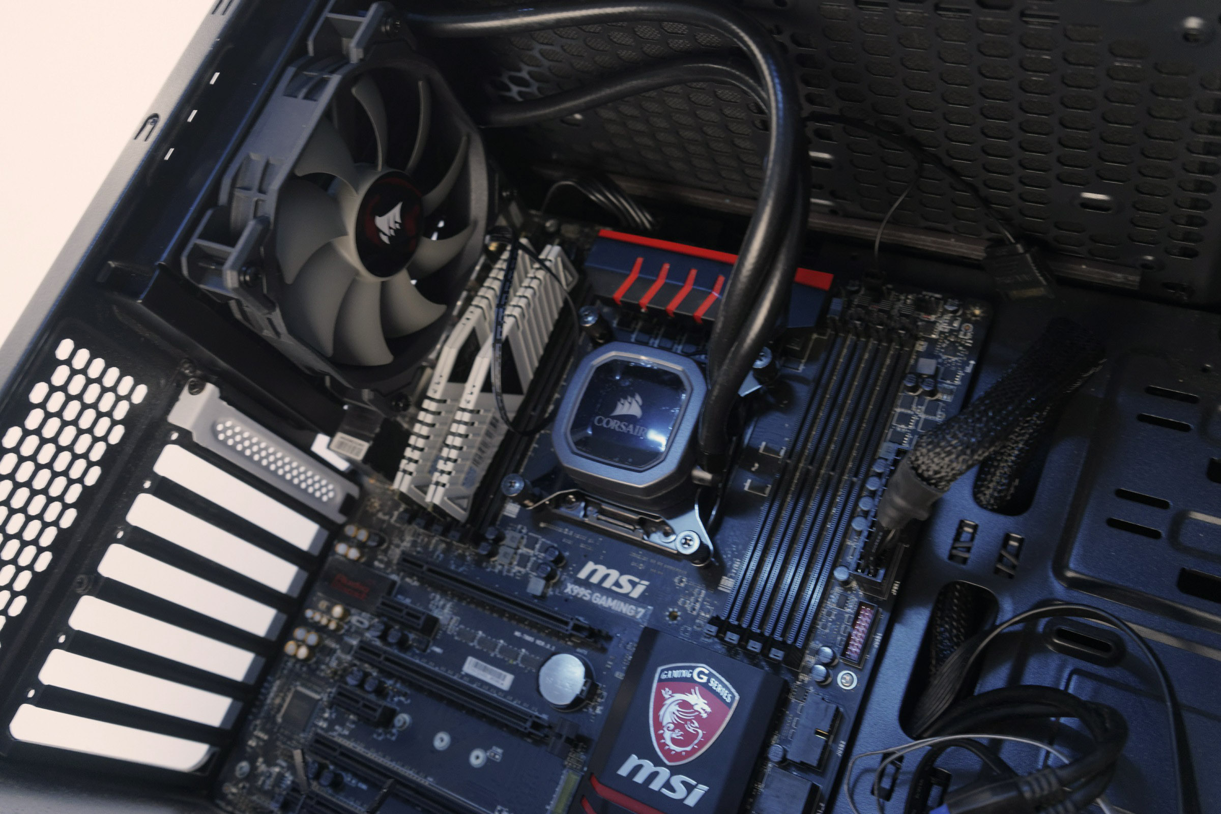 天热了汽车需要更换冷却液吗,天热师傅修空调的说说