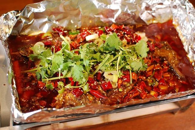 西安最好吃的蒜香小龙虾,西安爆火的小龙虾