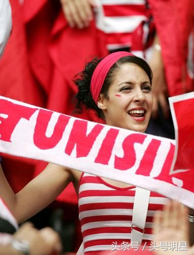 2018世界杯养眼女球迷,世界杯八强女球迷争奇斗艳