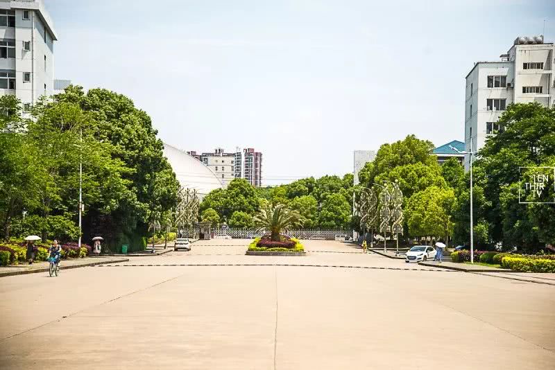 不在汉口的汉口学院，聚集了大花岭大学城最好吃的美食！