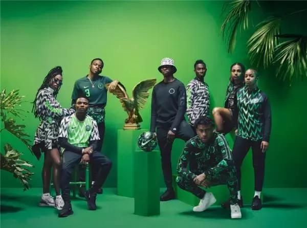 从姐弟恋到保姆上位世界杯球星背后的女人都不简单