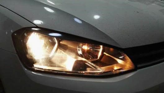 车大灯线路老化怎么处理,怎么能让新换的汽车大灯快速老化