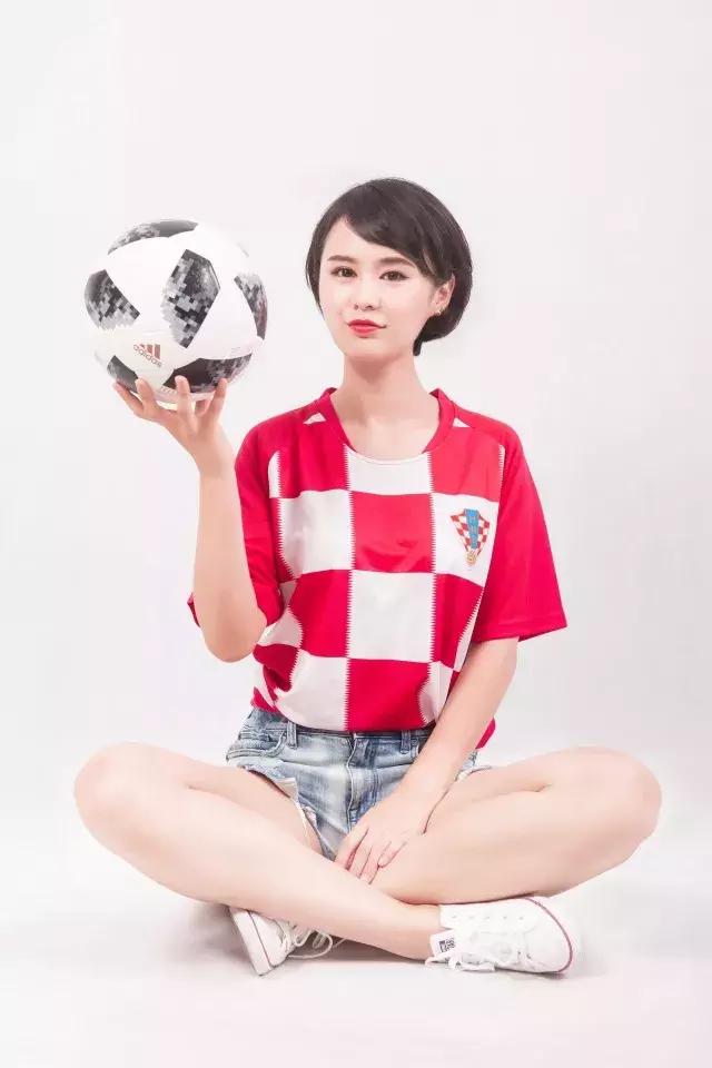 足球赛空姐,空姐和空姐格斗