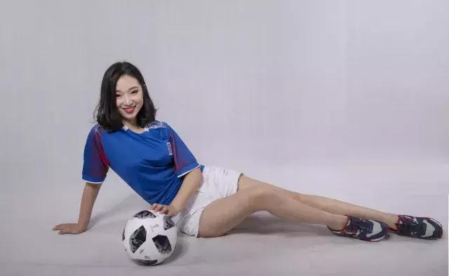 足球赛空姐,空姐和空姐格斗