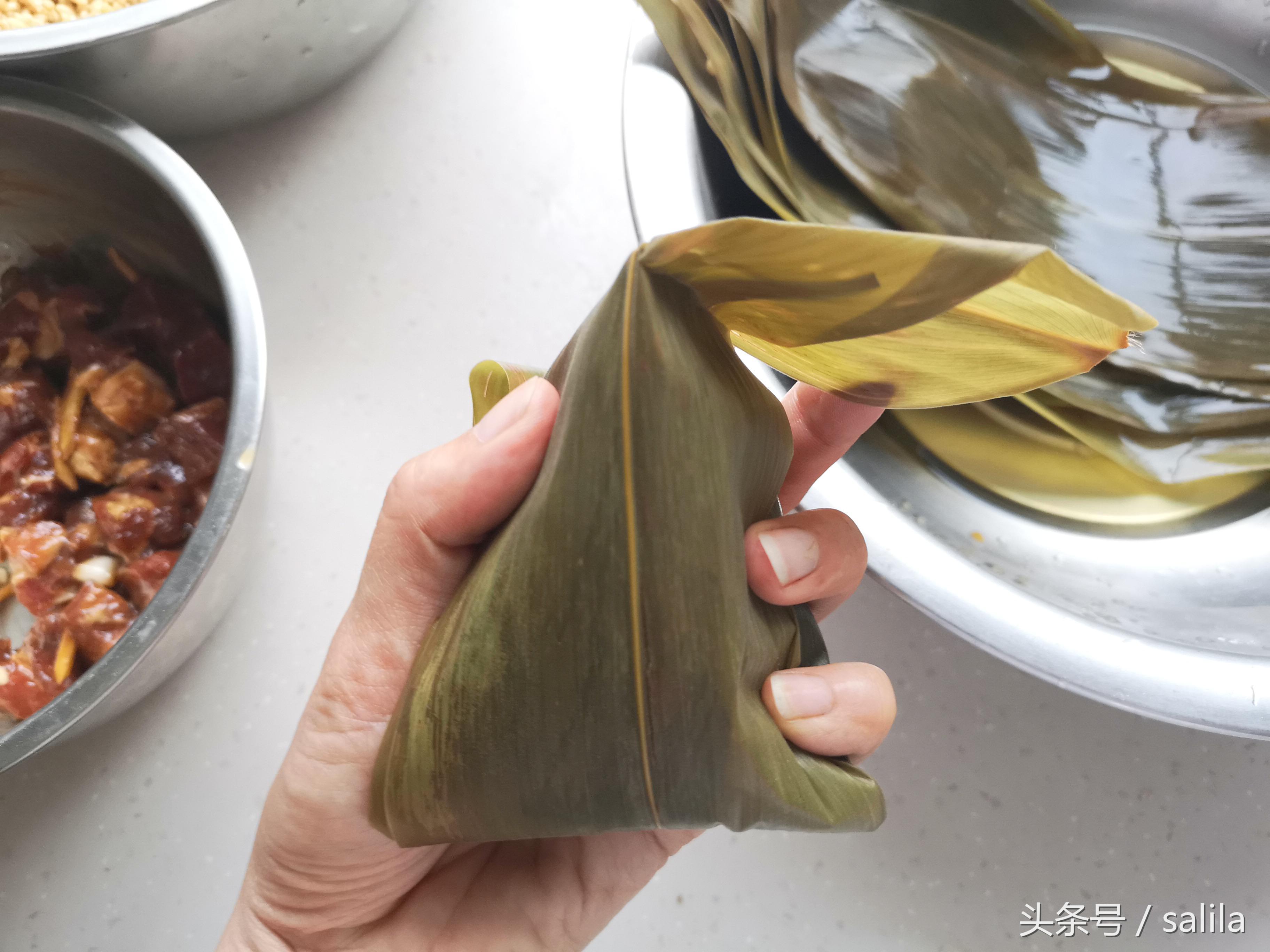 嘉兴大肉粽做法大全,怎么能做出来嘉兴那种大肉粽