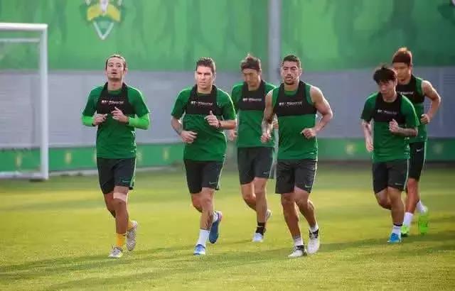 世界杯开幕式清凉装,世界杯球员穿的内衣