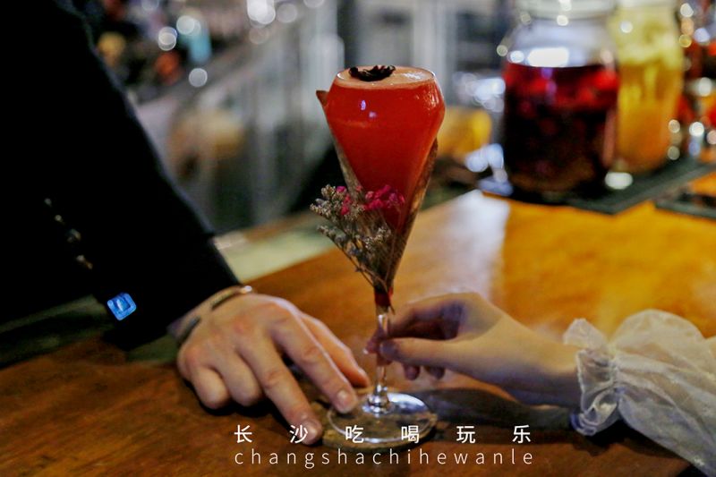 这家日料店有点不一样氛围感爆棚,诚意推荐5家超高颜值新派日料店