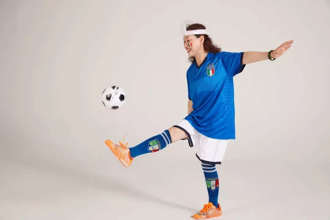 中国大妈世界杯包场,俄罗斯足球世界杯中国大妈