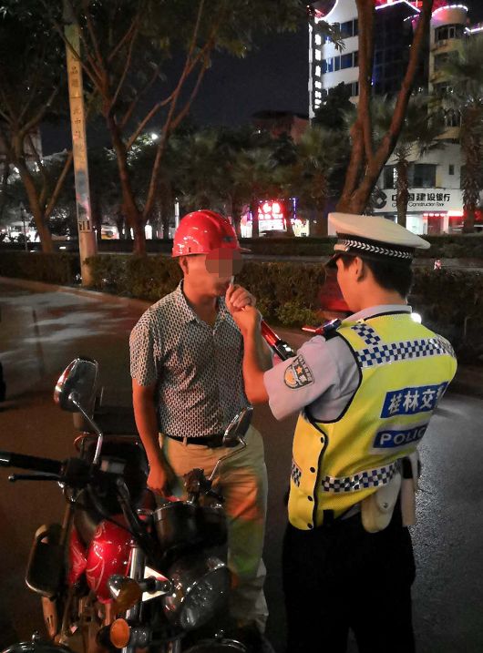 世界杯交警提醒,交警世界杯温馨提醒