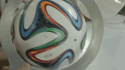 2018世界杯专用球是哪国制造,世界杯足球2022比赛用球哪里生产