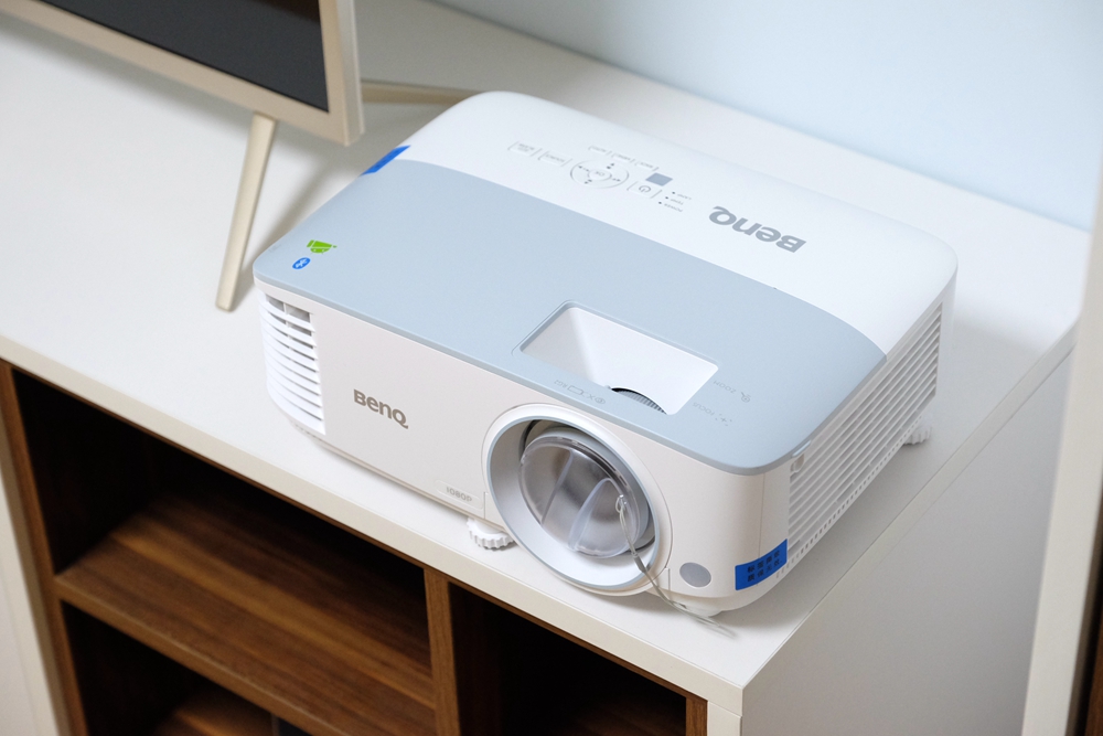 明基投影机i705升级,明基2k旗舰投影机