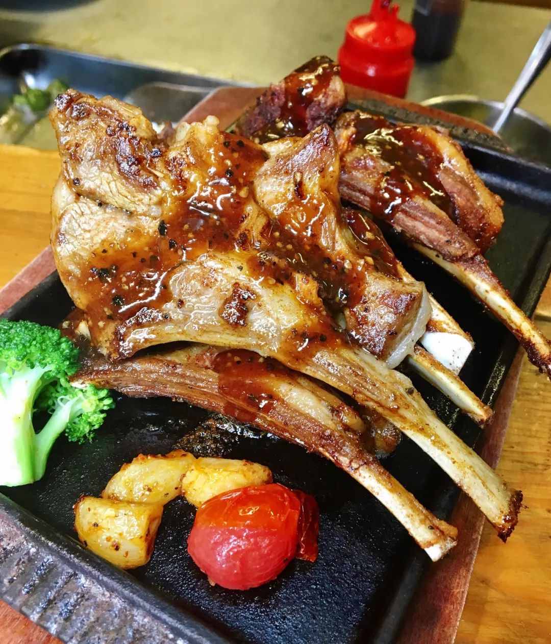 美食300道菜,长春最火的海鲜日料自助