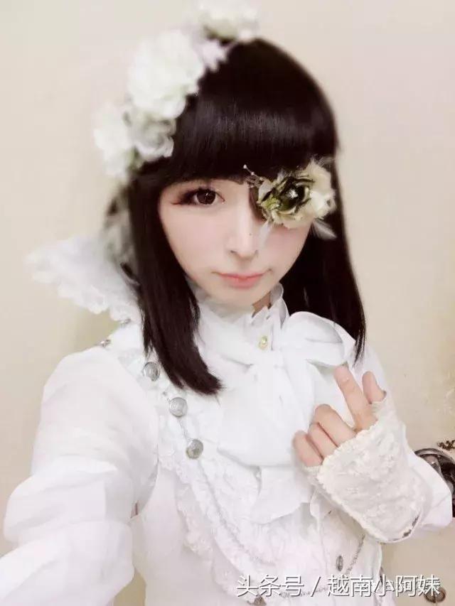 女团里竟然混进了一个男孩子？！这种剧情我只在动漫里见过