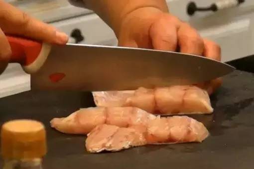 教你一招学会花式切菜,这些厨房切菜刀法你学会了吗