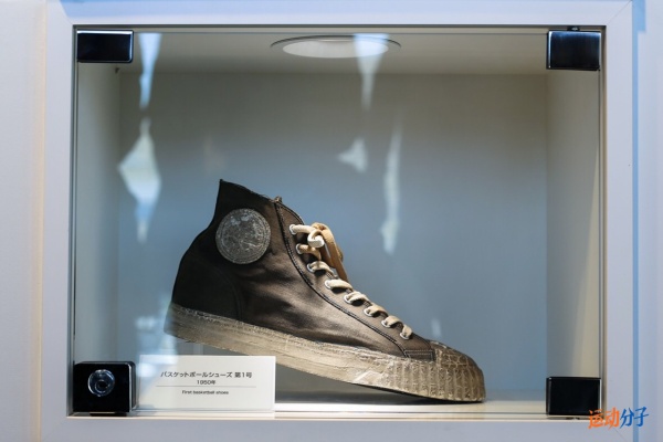 参观神户,asics亚瑟士高清视频