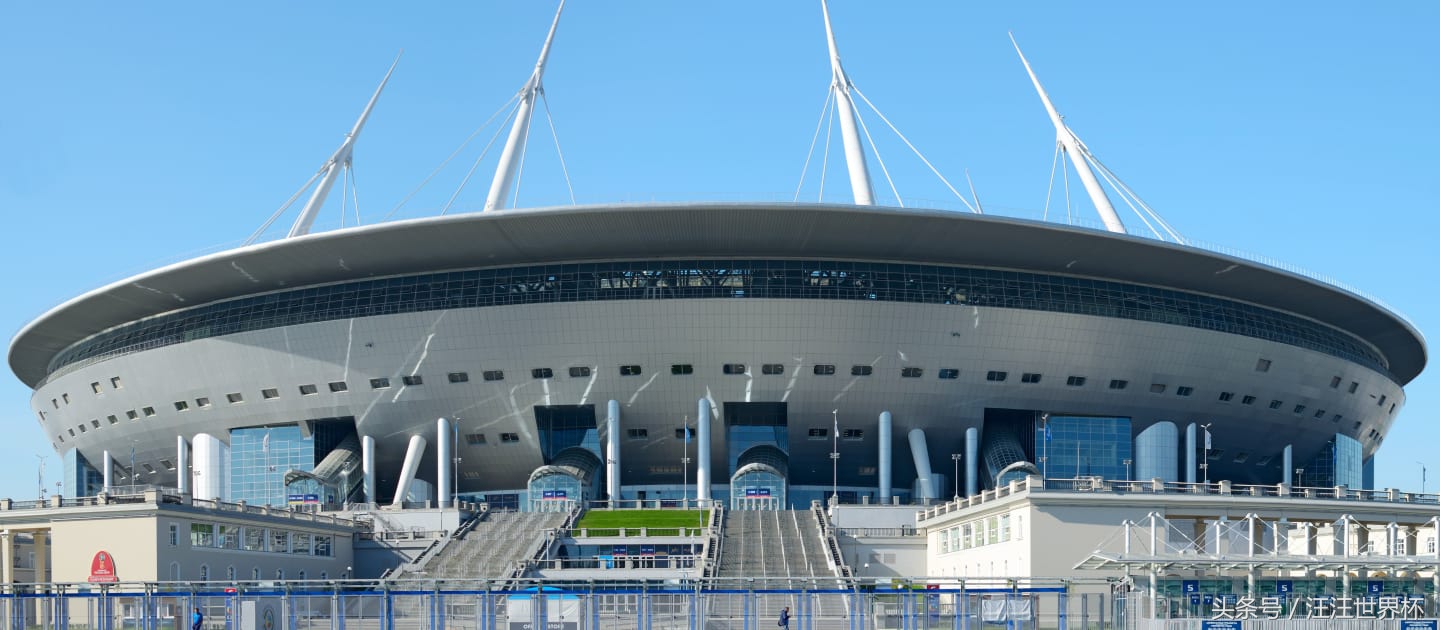 2018世界杯进行时:摩洛哥VS伊朗,亚非一家亲,互啄更开心~