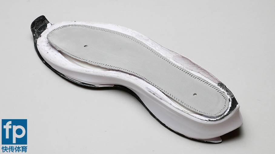 nikeairzoompegasus39鎷嗚В,nikezoompegasus35瀹规槗鍧忓悧