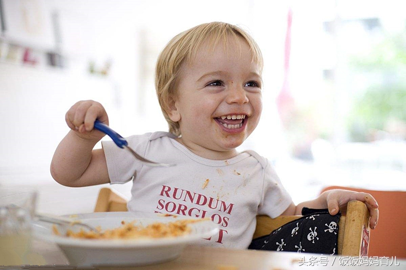 一到二岁宝宝的辅食早教,2岁宝宝发育黄金期怎么吃