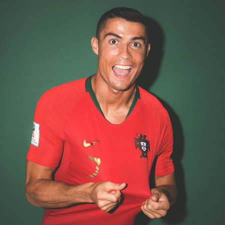 C罗独中三元，逼平西班牙！赛后再传3大坏消息，西班牙冠军悬了