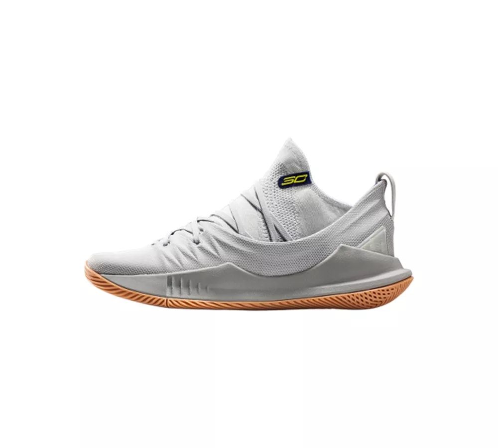 库里战靴7开箱,穿上库里专属球鞋感受极致脚感