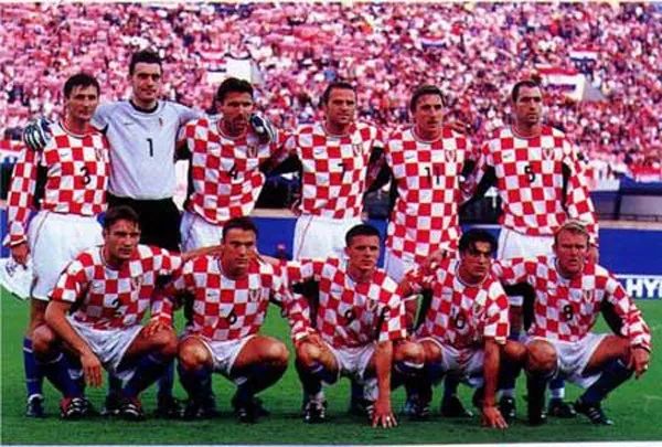 世界杯足球已出现的球队,今天世界杯比赛的足球队