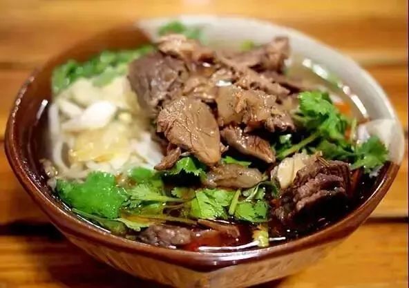 贵阳数博会周边美食,贵阳美食展