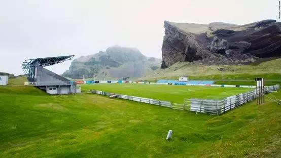 2022世界杯梅西点球被扑出,洛里为什么没把梅西点球扑出