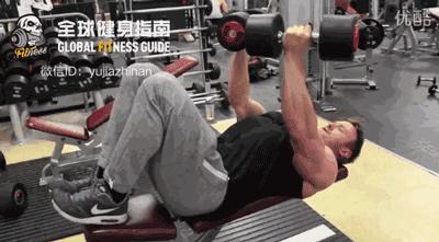 如何练成c罗的腿部肌肉,c罗霸气肌肉身材