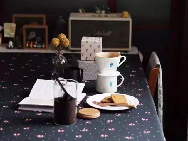 餐桌桌布怎么布置好看,餐厅专用餐桌桌布防水防油推荐