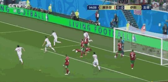 踢一场完整的球赛会消耗多少大卡,踢一场足球赛用多长时间