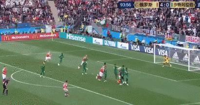 普京观看世界杯揭幕战,世界杯普京名场面