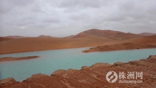 世界上最不缺水沙漠,世界最干的沙漠出现湖泊