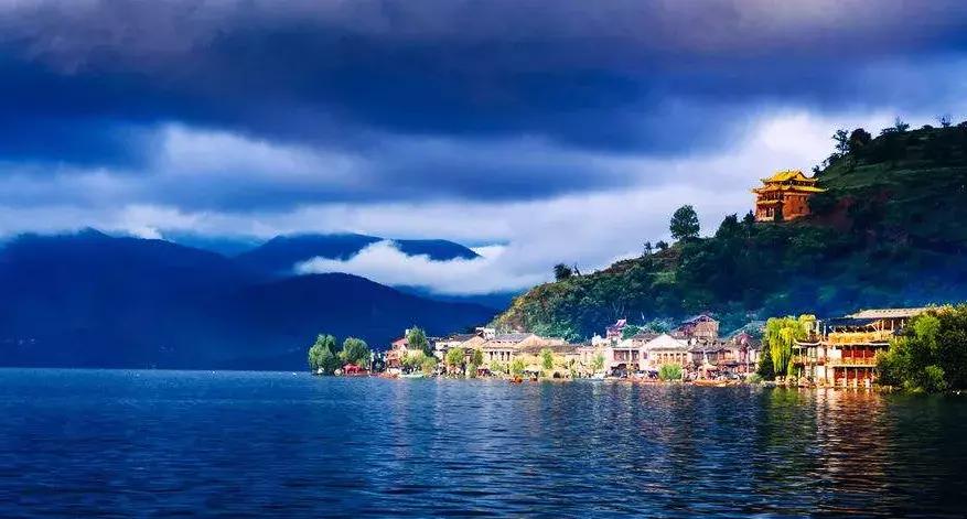 西昌泸沽湖住宿酒店推荐好一点,泸沽湖自由行住宿推荐