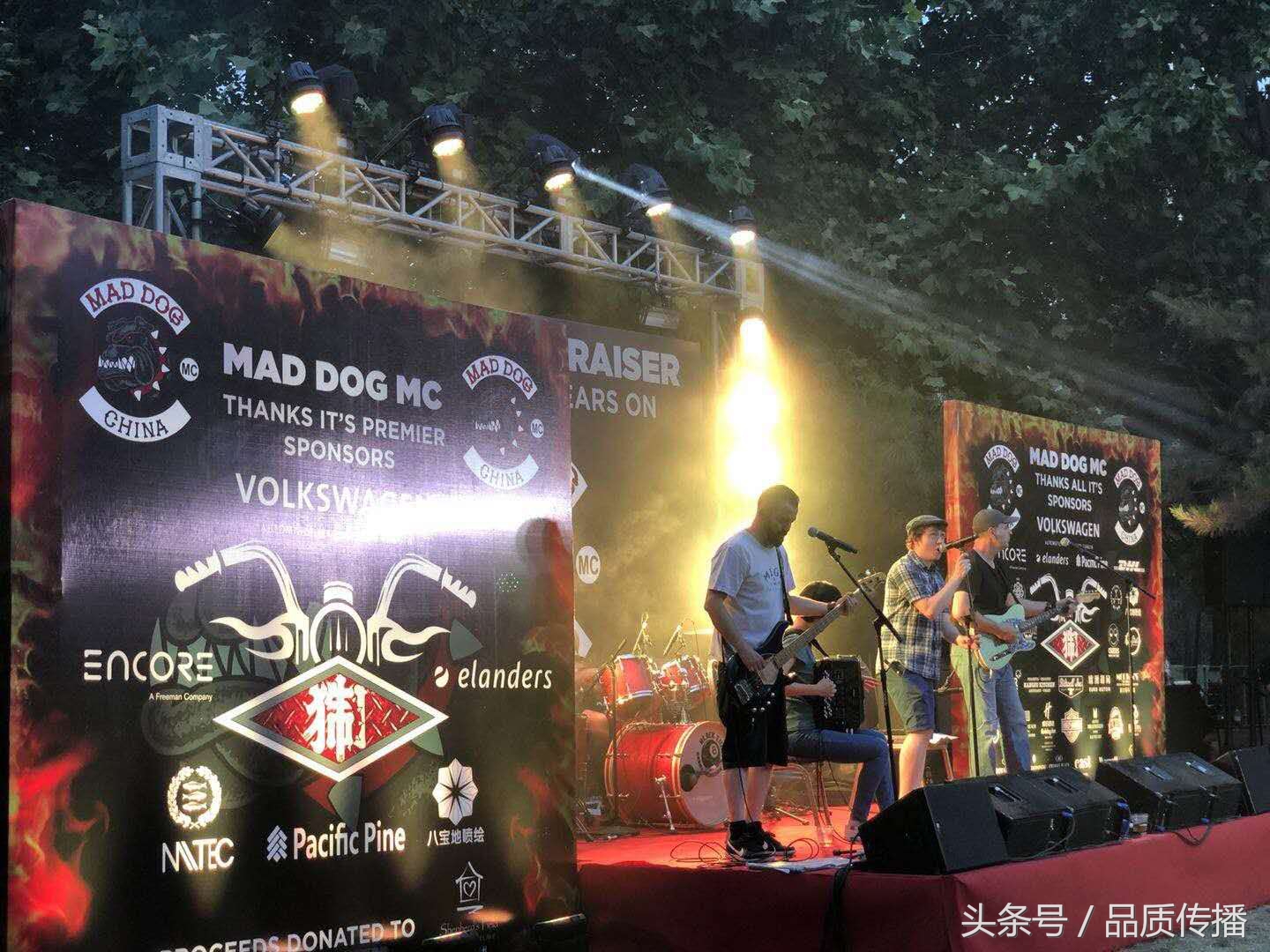 摩托车俱乐部就像足球国家队,美国俄罗斯污泥不染,万国猘翻乐善