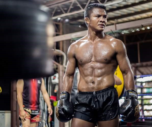 冠军有一个亚军有几个,冠军只有一个标吗