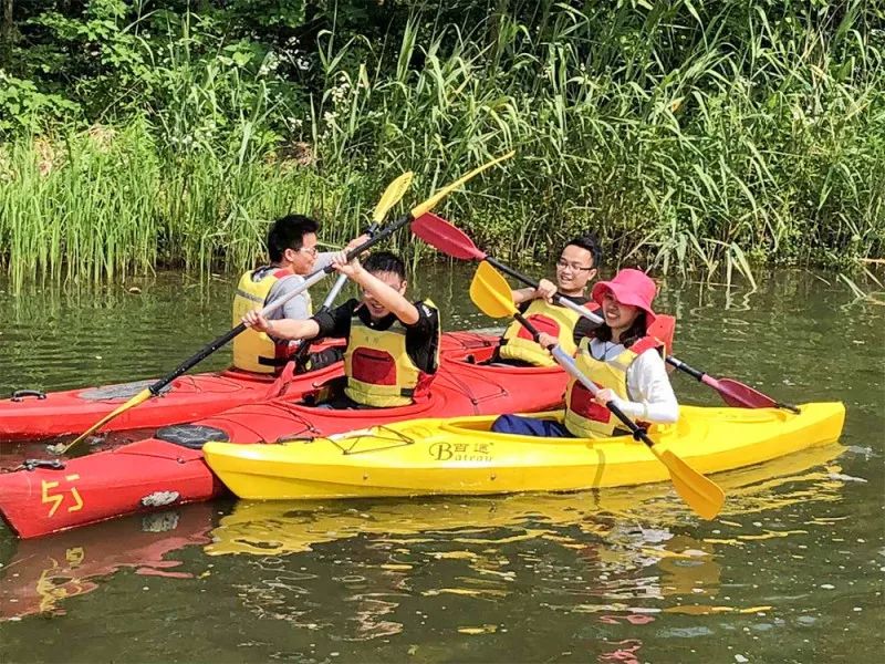 旅行水上运动皮划艇,冲浪水上运动皮划艇图片