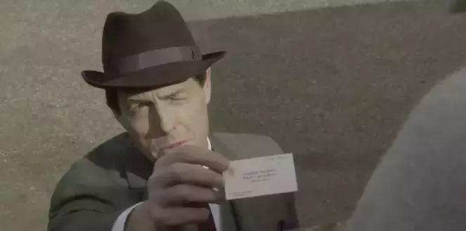 不愧是腐国!把真实丑闻拍成顶级英剧,感受下两大主角的颜值暴击