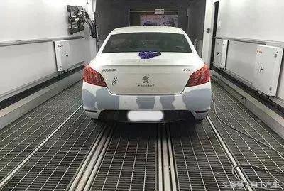 爱车被蹭怎么解决,爱车被蹭掉一大片皮漆怎么办