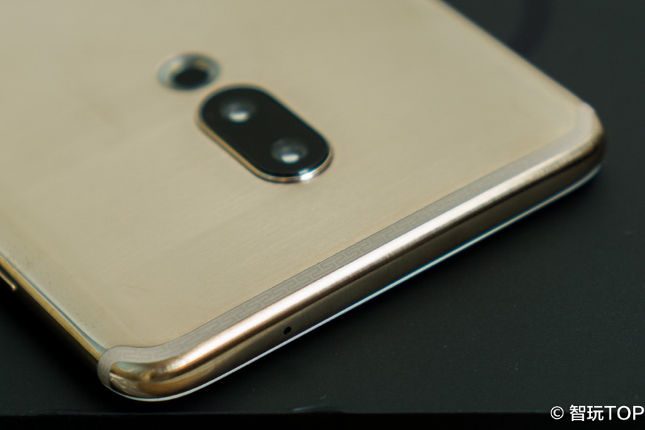 魅族15和苹果比,魅族15与iphonese