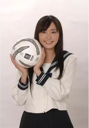 日本人踢球怎么这么厉害,日本足球踢世界杯