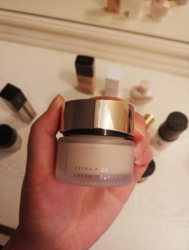 一百元以内适合油痘肌粉底液,适合混油皮痘肌的粉底液