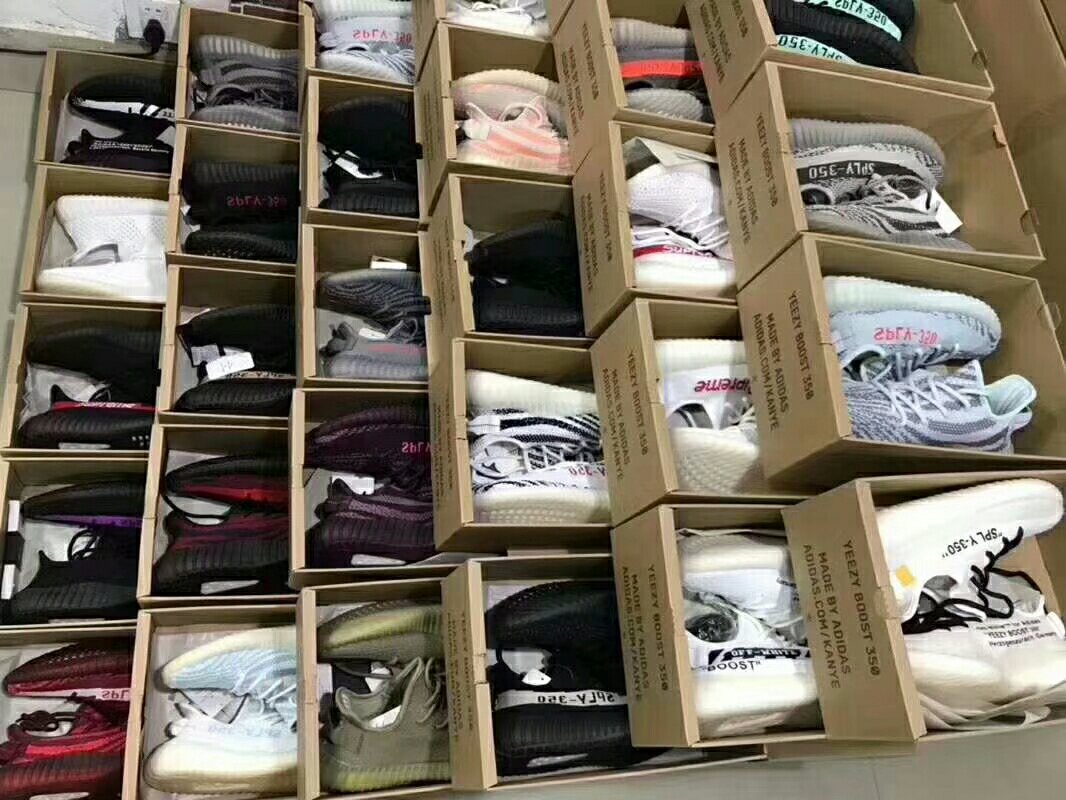 白天不做生意晚上人声鼎沸的鞋城-福安电商城