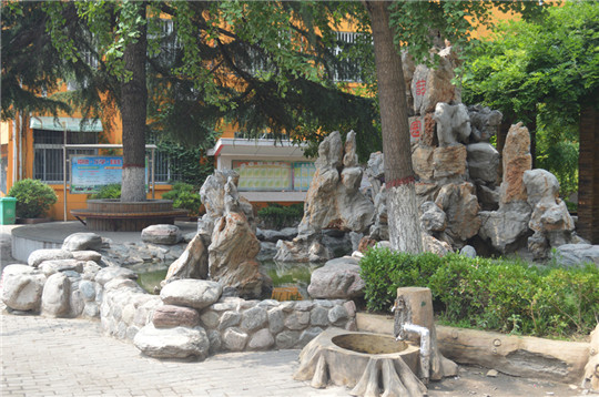 开封东南学区建设,开封市化建中学简介