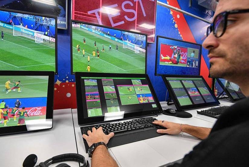 科技打脸！澳大利亚门将曾嘴硬不支持高科技VAR回头就送来大礼