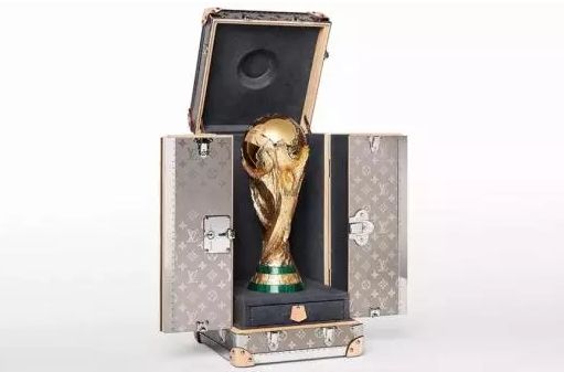 2022世界杯联名款轻奢杯,世界杯联名款足球