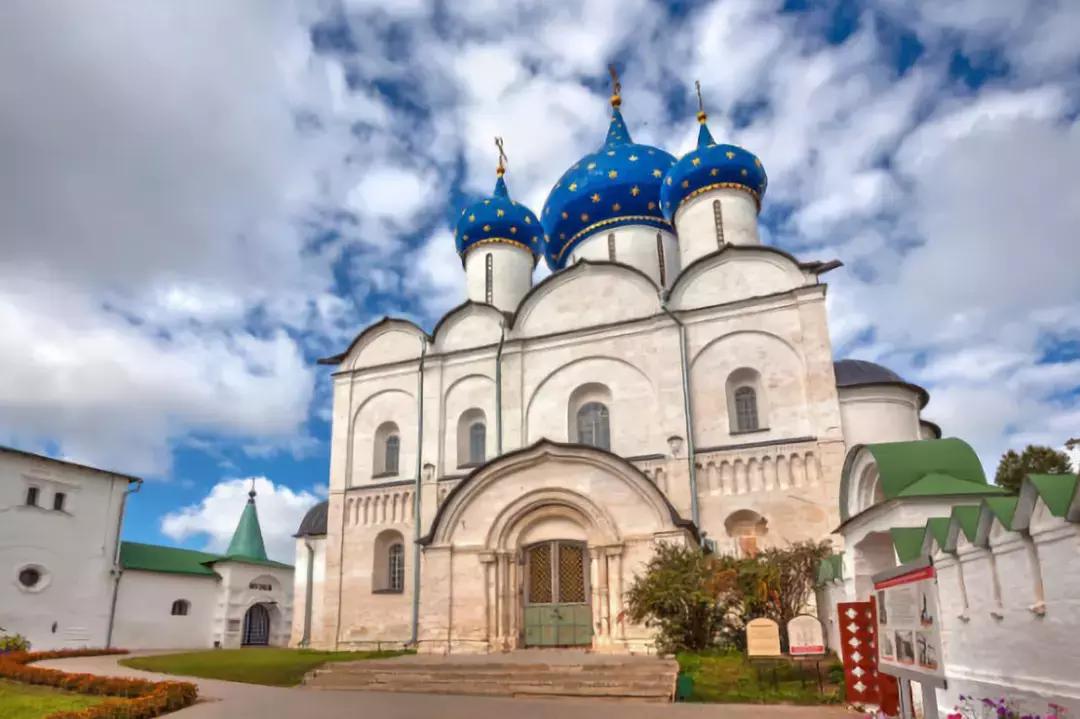 与C罗一起探寻世界杯，有WEY的自驾更诱人